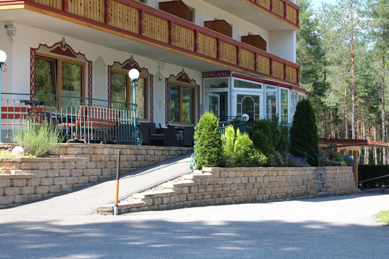 Hotel Garni Waldhof - Wohlfuehlen Am Lech 施坦察赫 外观 照片